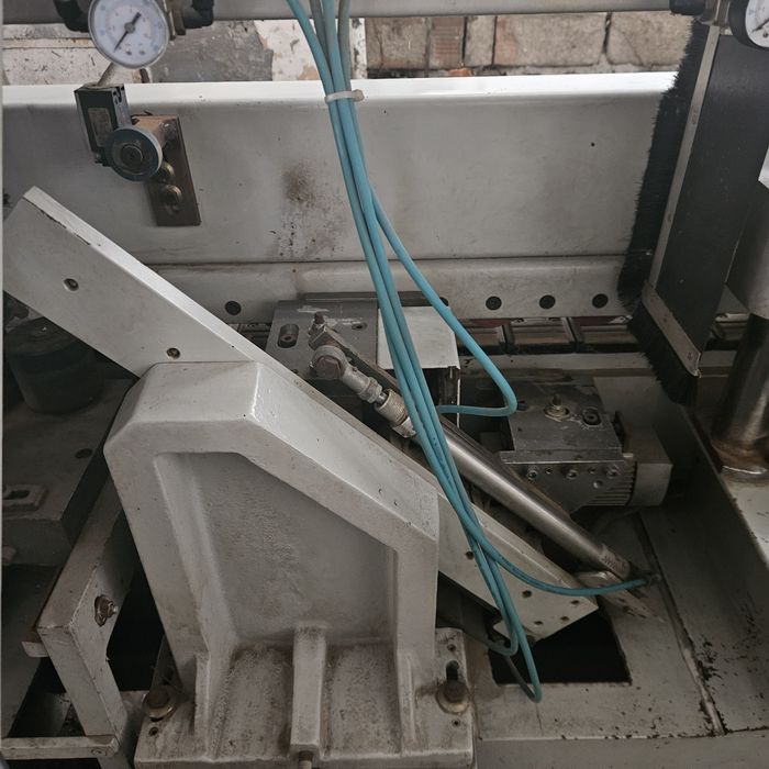 Кантираща с точно окрайчване ерови фрези корнер цикли полири и нутов а