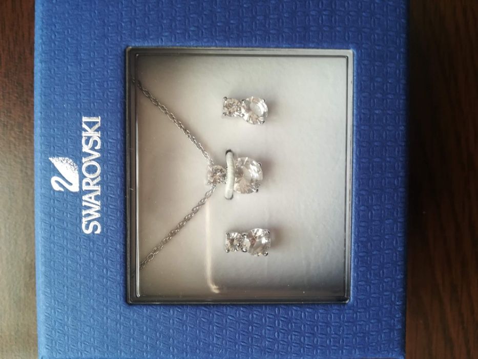 Оригинален комплект Swarovski