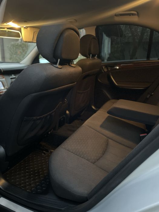 Mercedes C - Class w203 320cdi v6 7g-tronic
