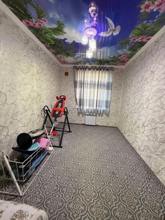 Дом сотилади 2 хона 4 кават марка олдига нархи 47 000$