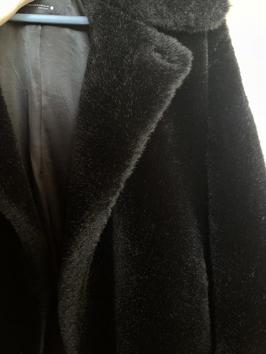 Zara пухкаво палто xs-s