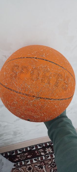 Basketbol koptok.       3 oyl ishlatilgan