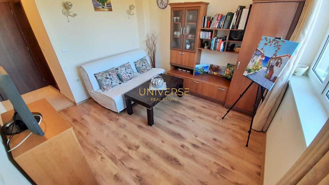 Продава се Двустаен апартамент в к.к. Слънчев бряг - 43 кв.м за 1396 €/кв.м - Снимка #2