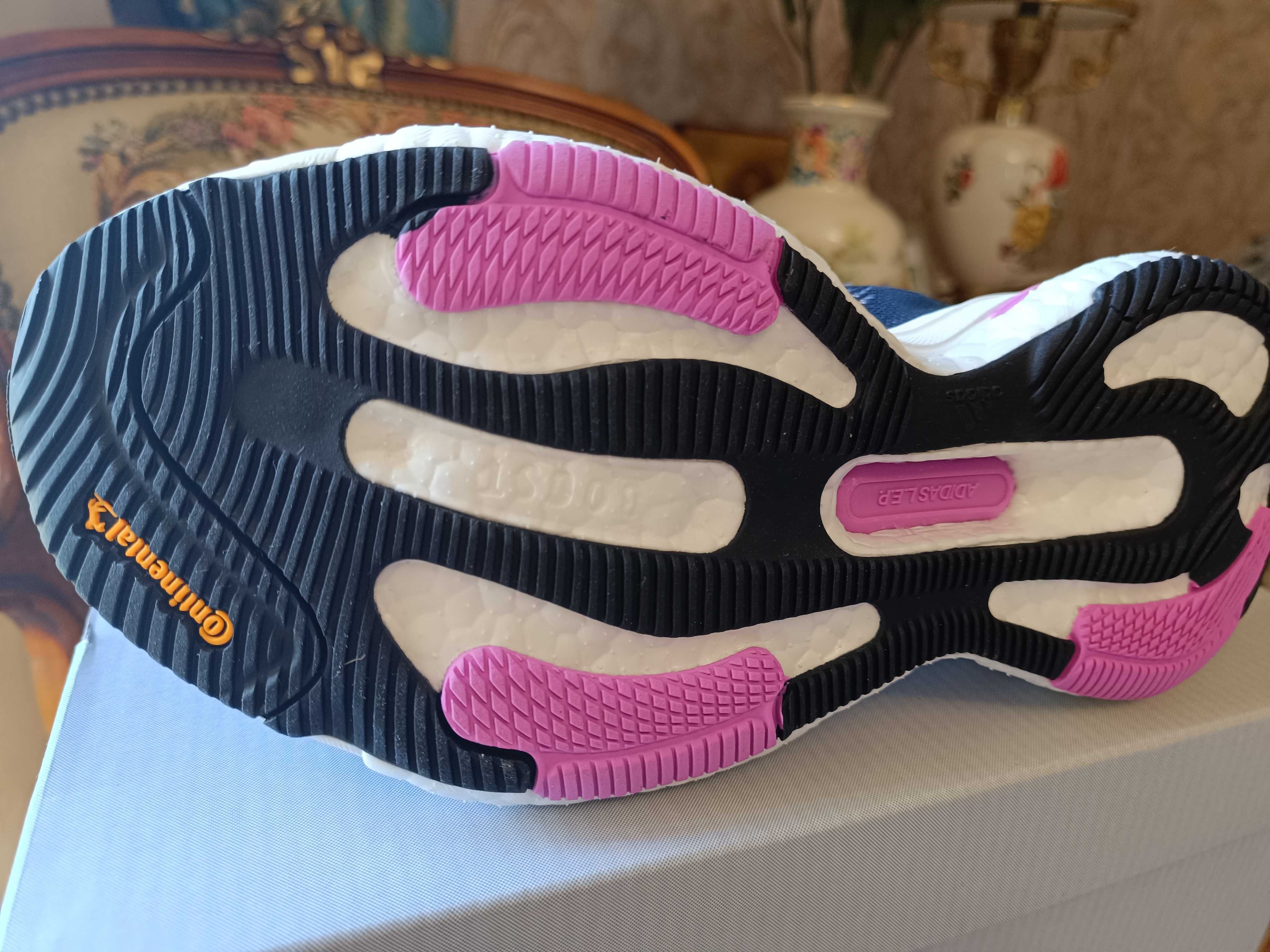 Adidas Дамски маратонки 100 % оригинал