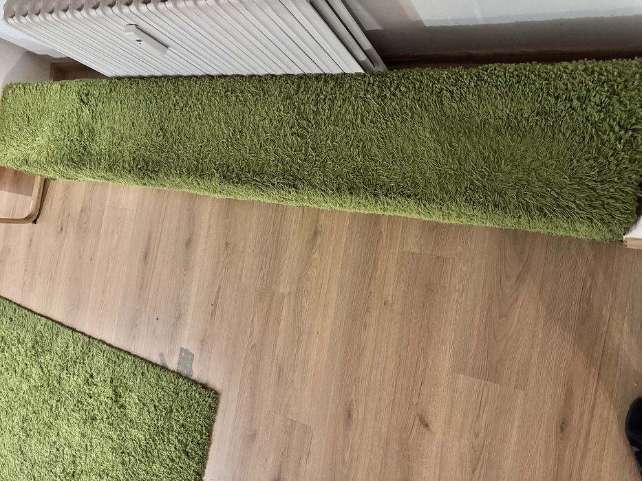 Пейка от щайги и килим