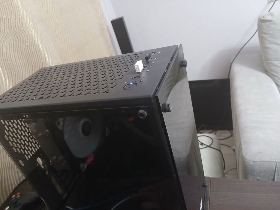 Видеокарта rx 5600,процессор zeon 26 70, 12 ядер 24 поток