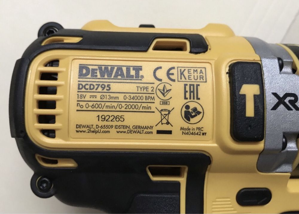 CorpDCD796 (fara accesorii), nou, original(DeWALT-Cehia).