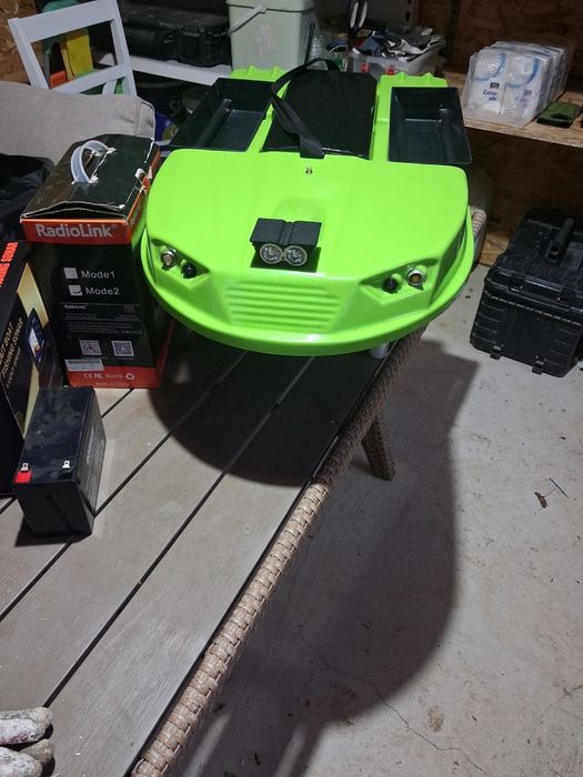 Navomodel de plantat Sonar Lucky