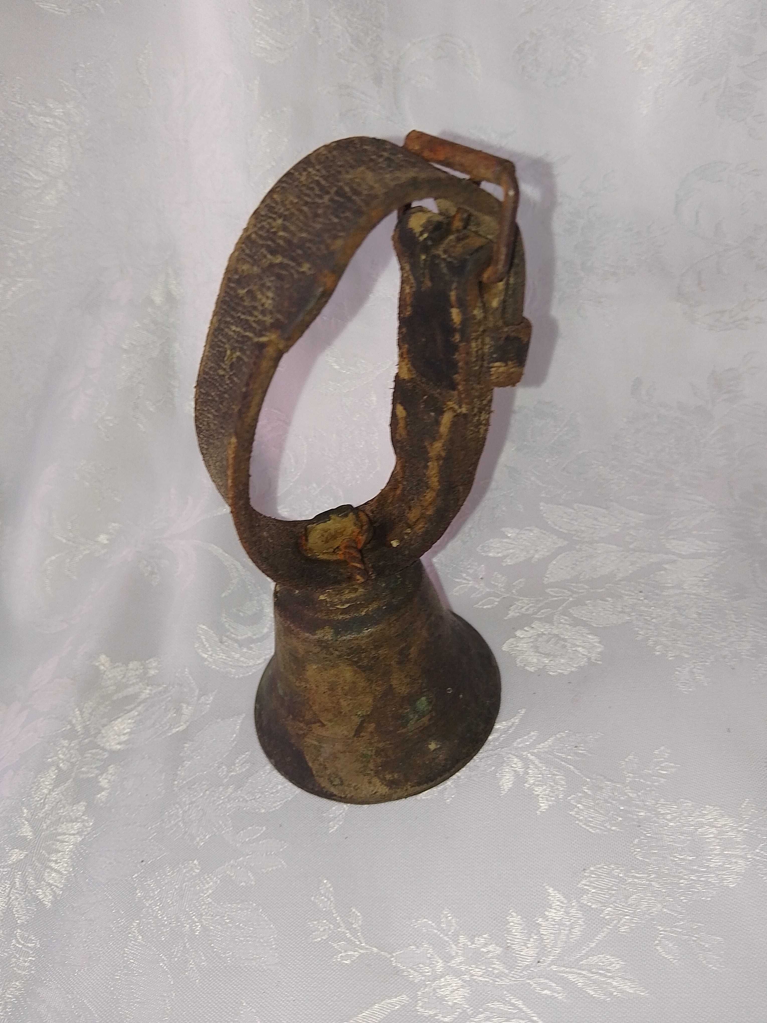 Стара Бронзова Камбана, Звънец, Чан
