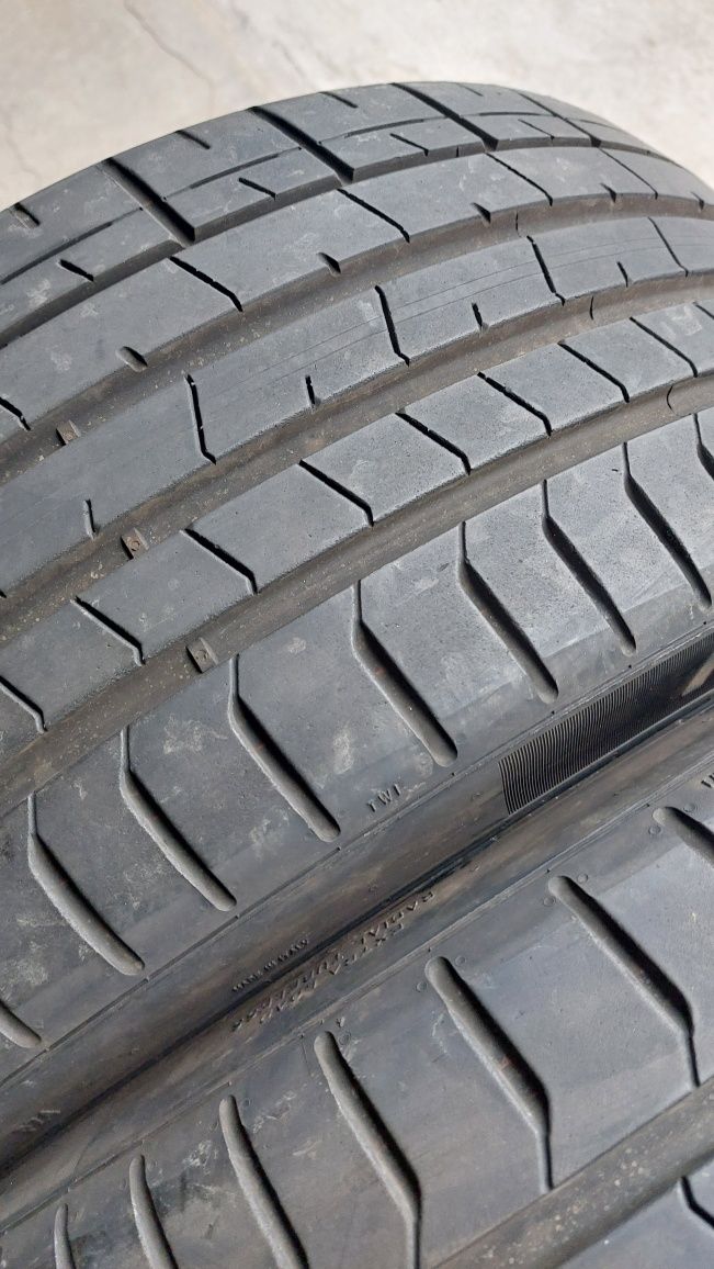 Летни гуми 235/35/19 Pirelli P Zero PZ4 2 броя