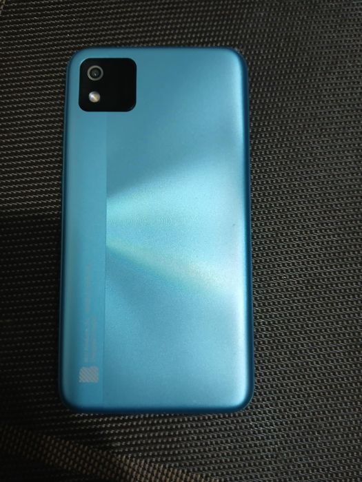 Vând telefon studio X10L