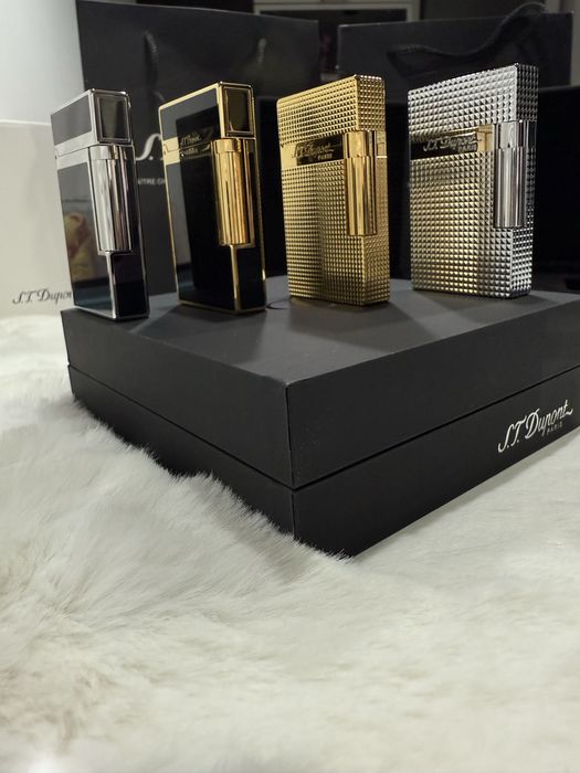 Bricheta Dupont Ligne 2 gold de inalta calitate,poze reale-full box