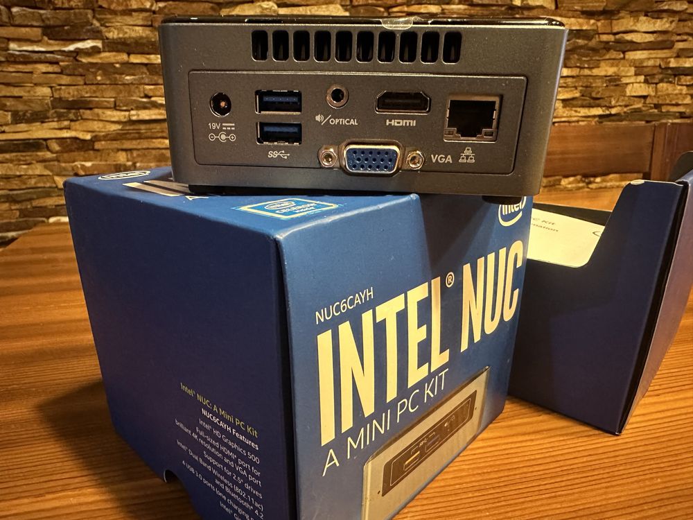 INTEL NUC a mini pc kit