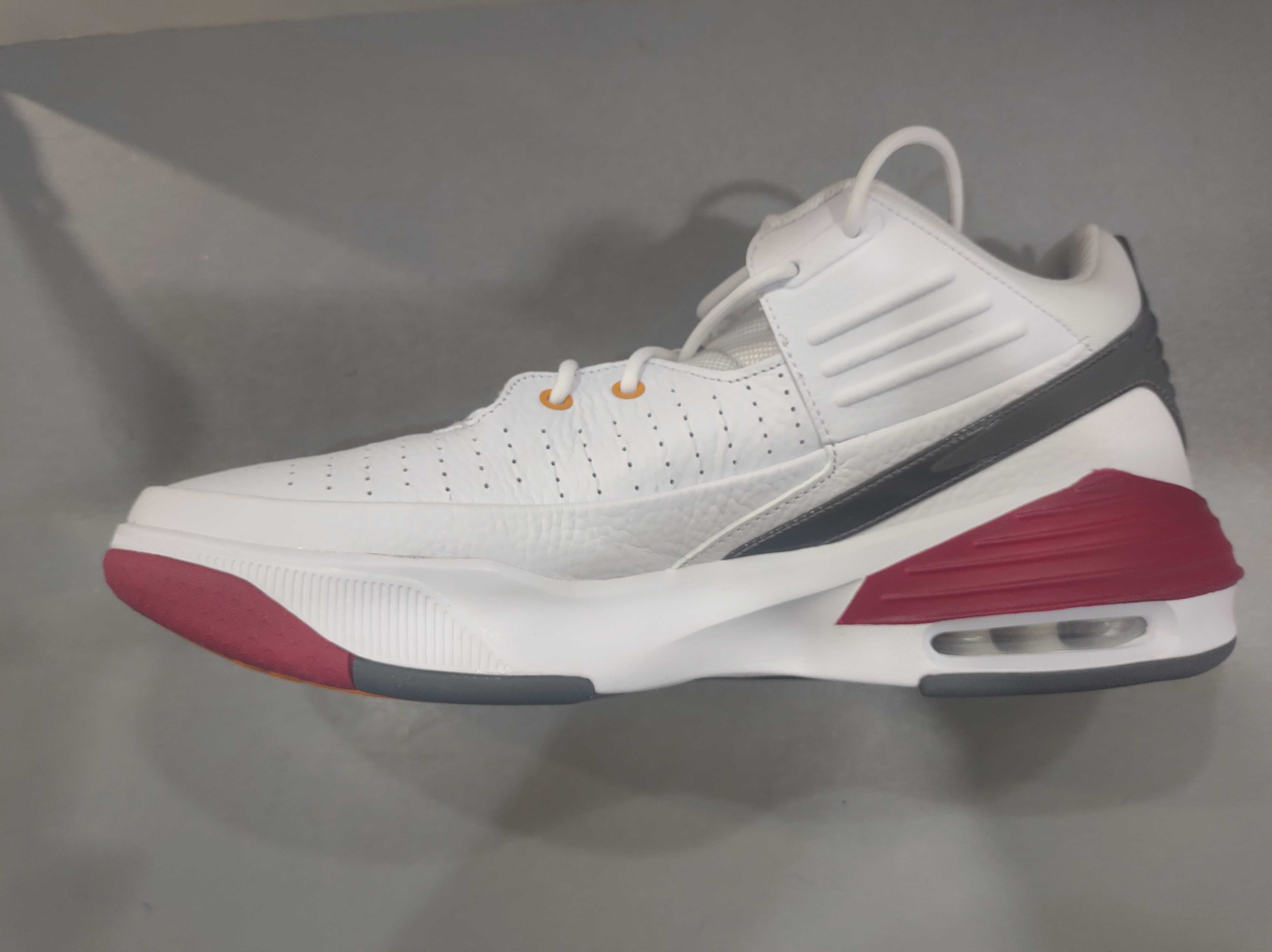 Nike Air Jordan N42 и N45.Баскет кецове.Нови.Оригинал.