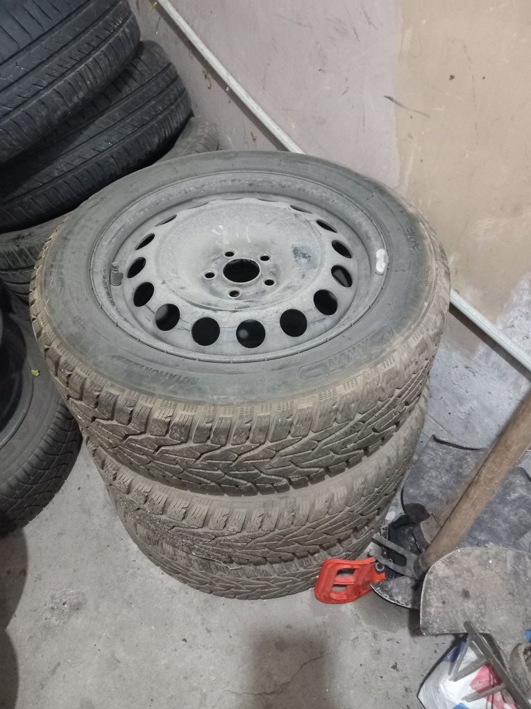 205 55 R16 зимни гуми с джанти seat leon, golf 4, audi a3
