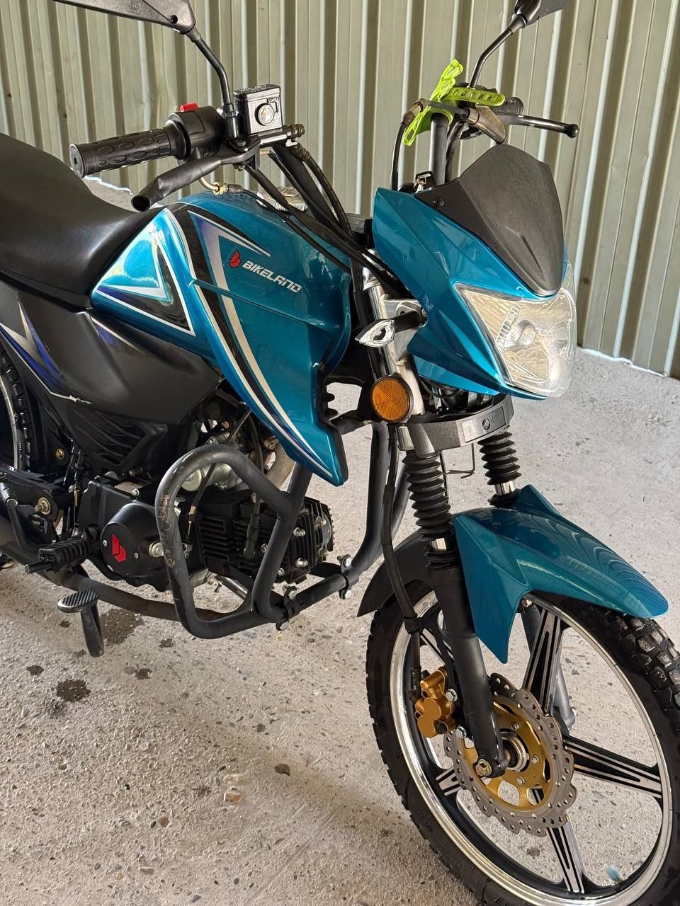 Moto moped alfa lyuks