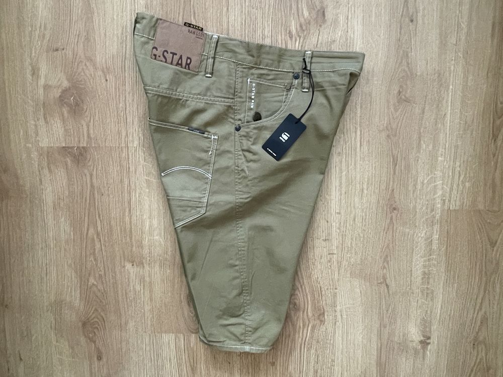 G-star Raw Arc 3D Loose Tapered Bermuda W31