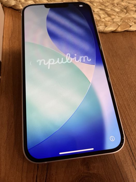 iPhone 14 Plus (Purple edition) без забележки