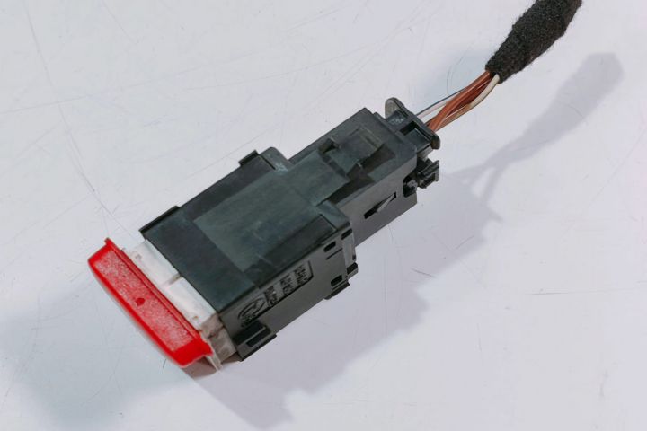 Buton Avarie  6Y0953235 Skoda Fabia 6Y