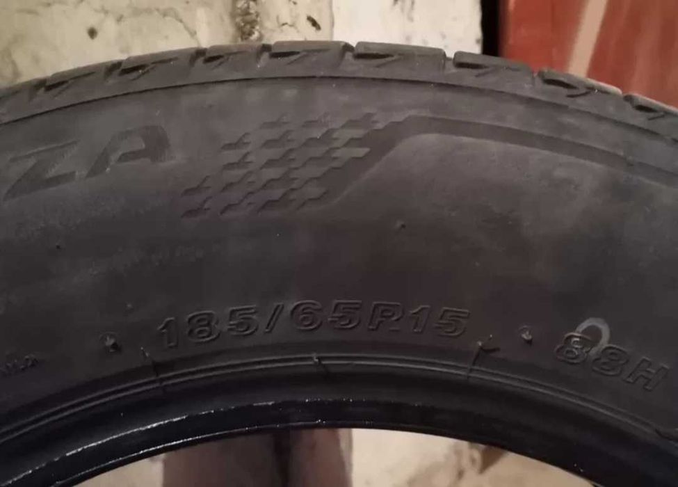 Продавам 2 броя летни гуми 185.65.15 на 1 сезон дот 2021 Brijiston