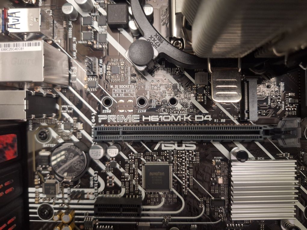 Комплект Asus H610+I5 12400+16gb+кулер. Обмен доставка.