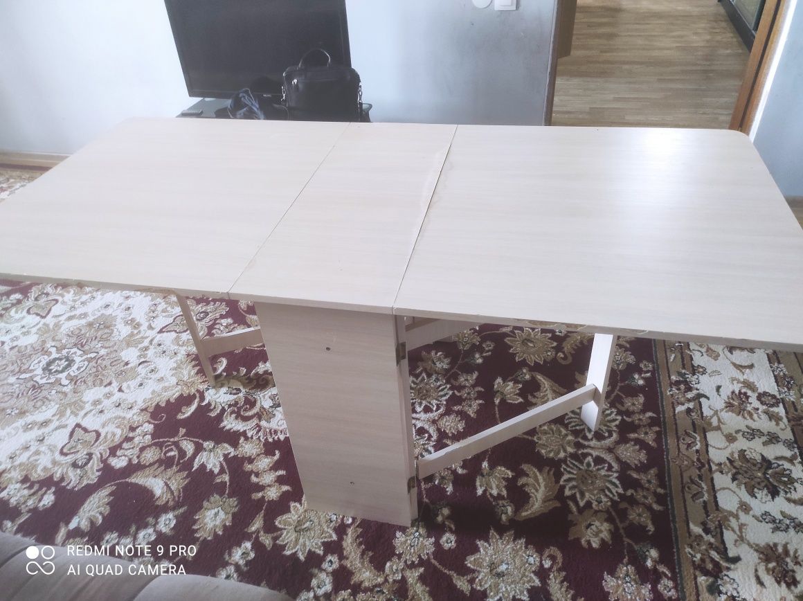 Продам стол на кухню