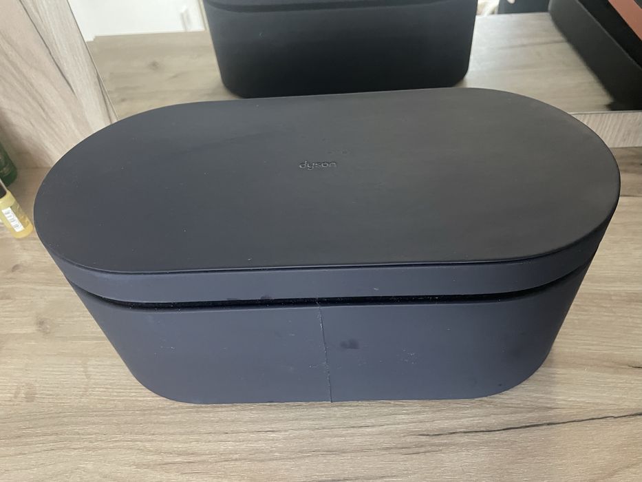 Маша Dyson Airwrap