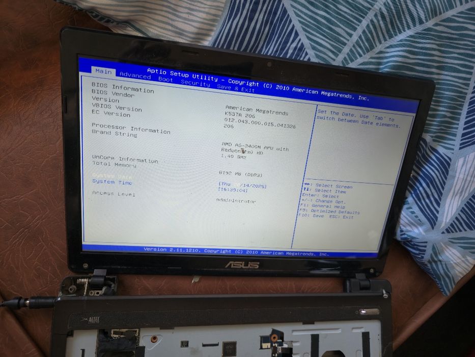 Laptop  Asus X53T