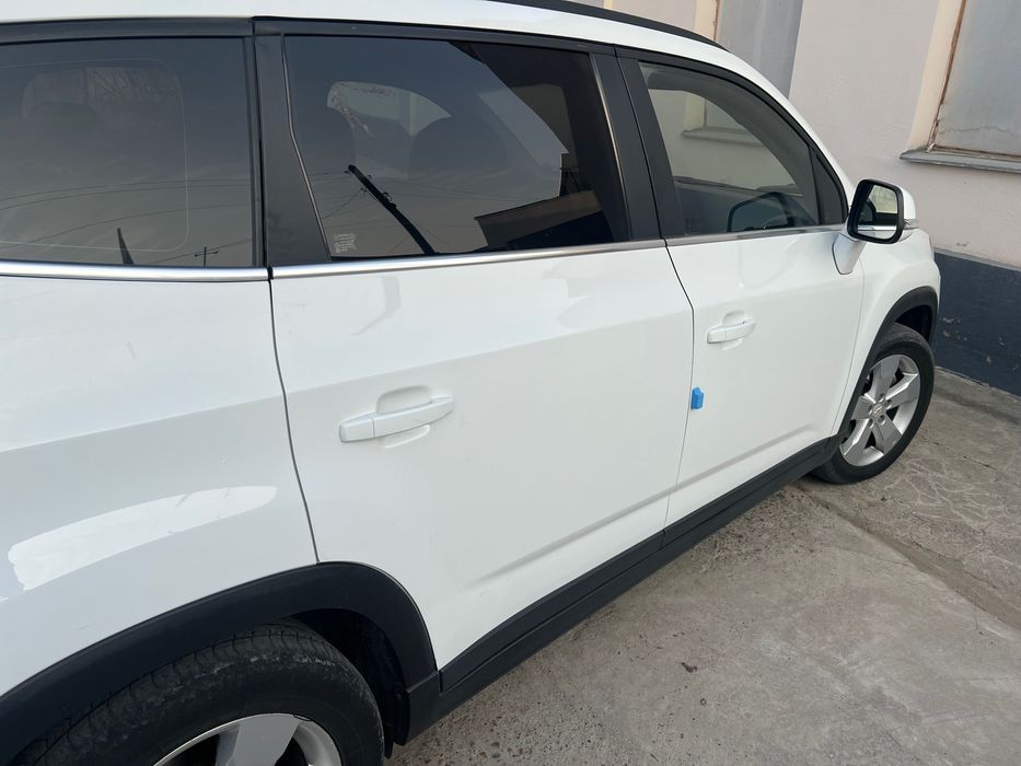 Orlando srochno sotiladi