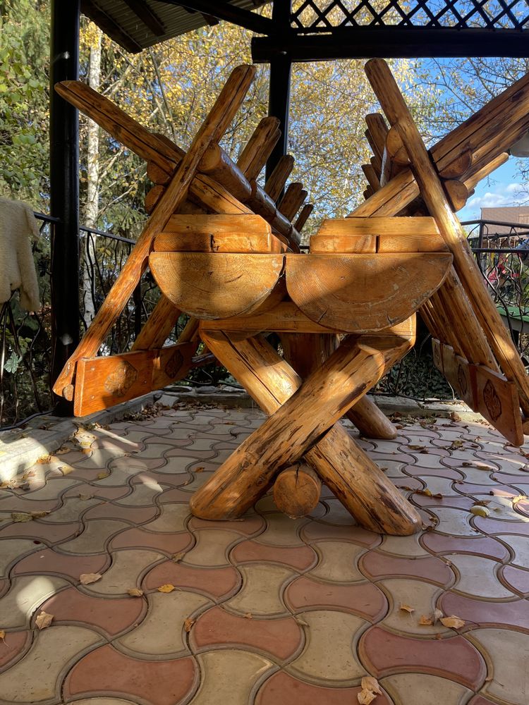 Masa si scaune din lemn masiv