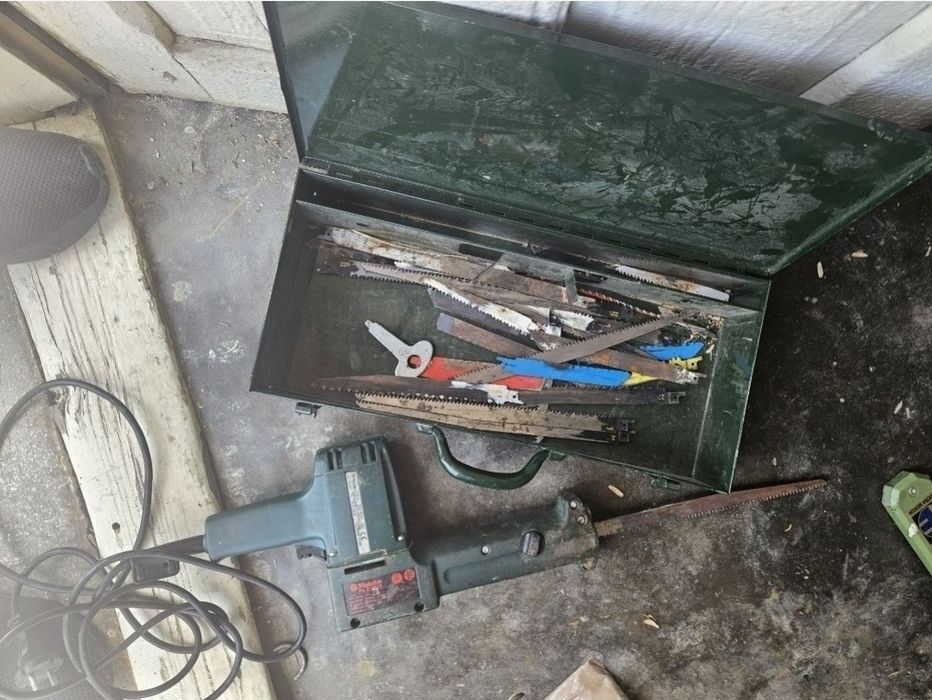 drujba ,fierastrau balancer,menghina,fierastrau sabie,