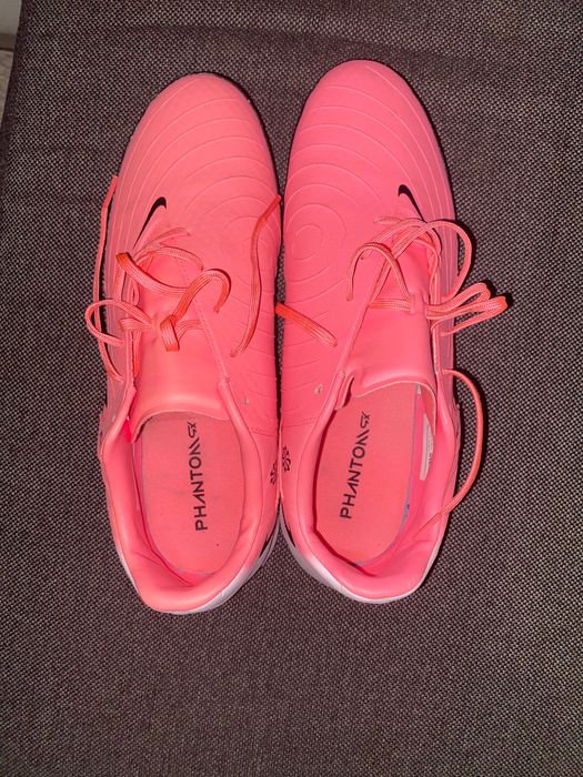 Футболни обувки!!!