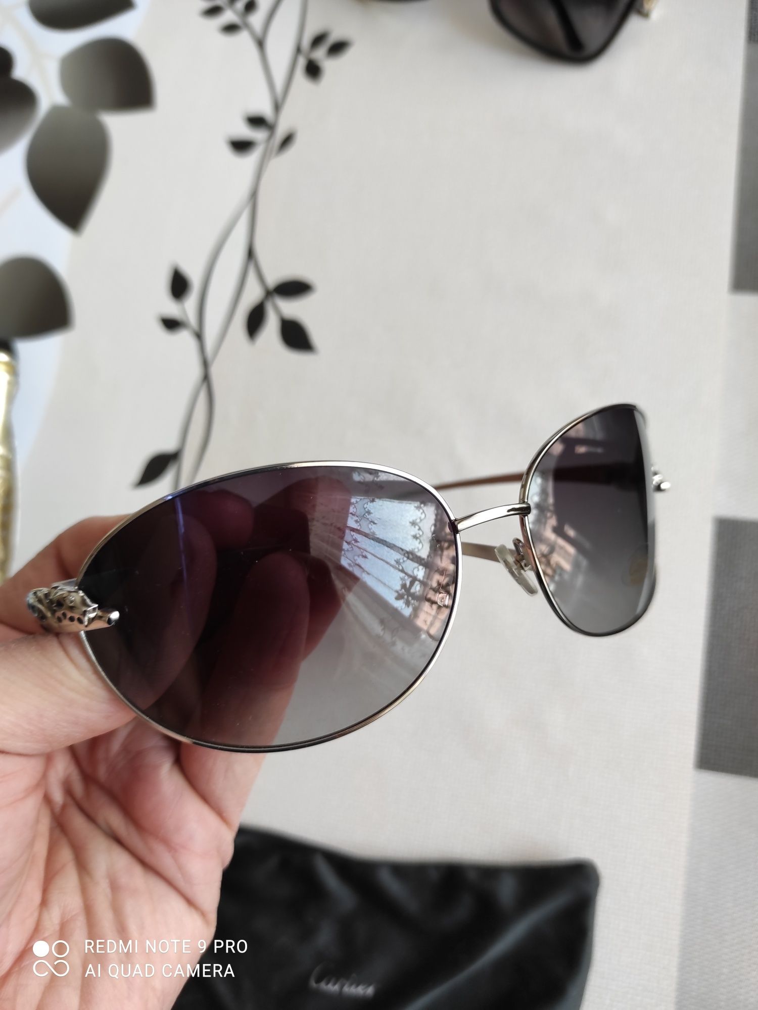 Солнцезащитные очки Cartier de Pantera  лимитированная серия