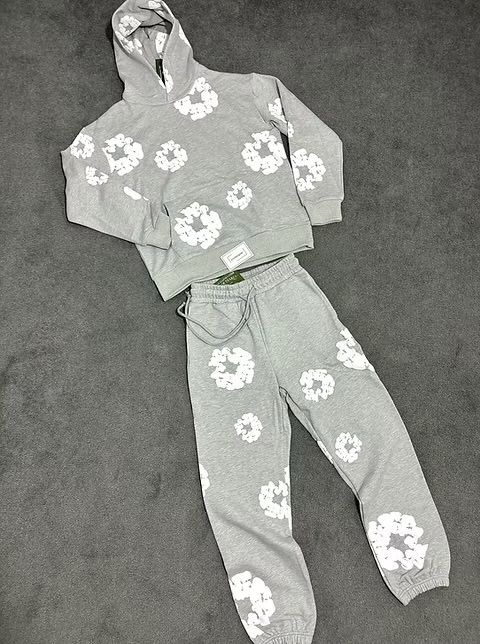 Denim Tears екип