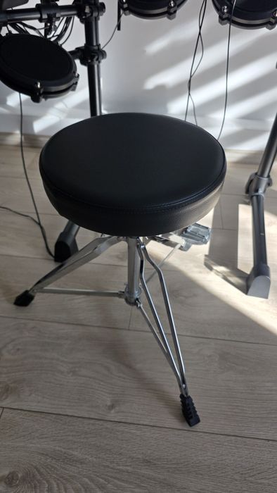 Tobe Electronice Alesis Debut Kit