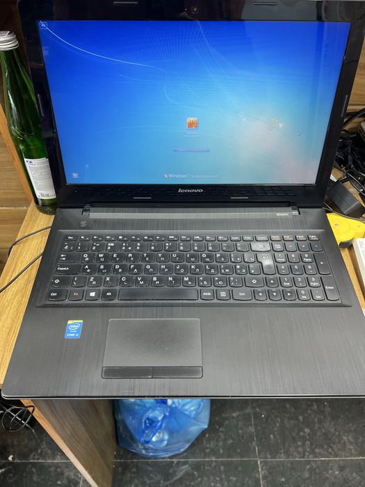 Lenova I3 4030U ddr 4 gb hard 500 gb
