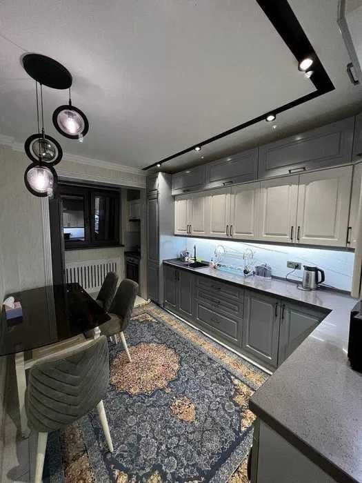 Mirzo Ulugʻbek metro yaqnida arenda