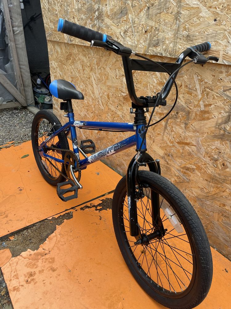 Bicicleta bmx jumoer muddyfox roti 20”