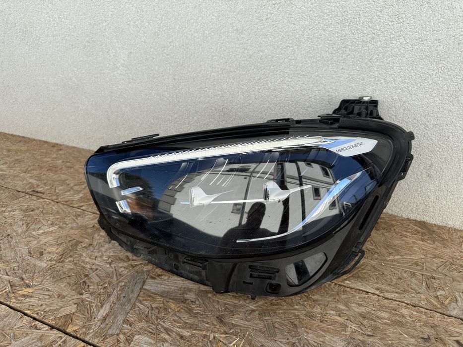 Far stanga Mercedes E Class W213 LED Facelift 2020+ Original Europa
