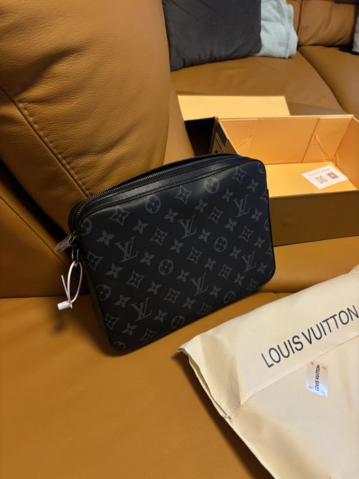 Louis Vuitton Trio Messenger Bag