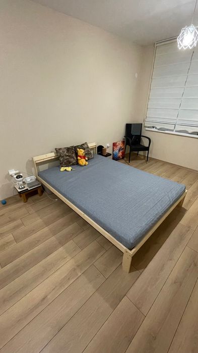 Дървено легло IKEA 140x200 cm Матрак без подматрачна рамка осветление