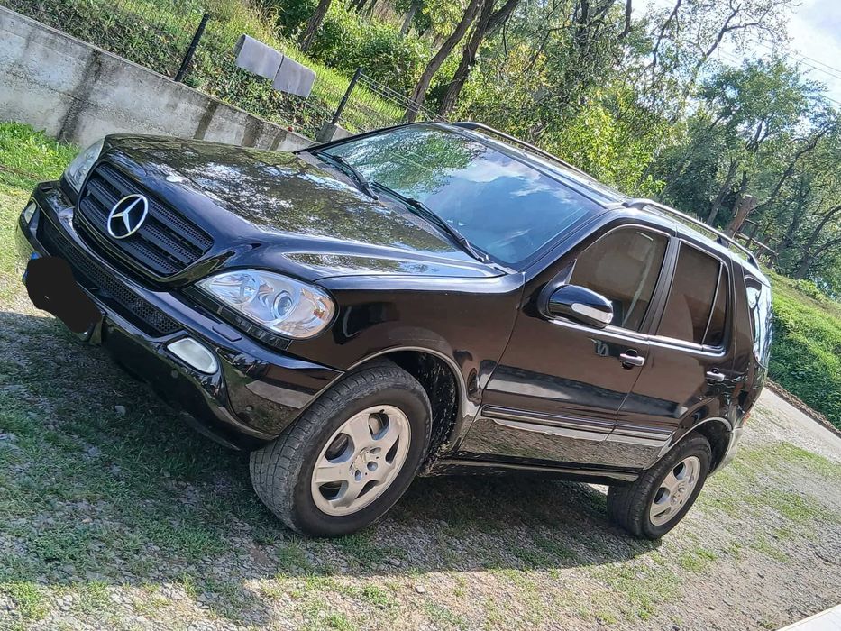 Vand  sau schimb Mercedes ML 2.7