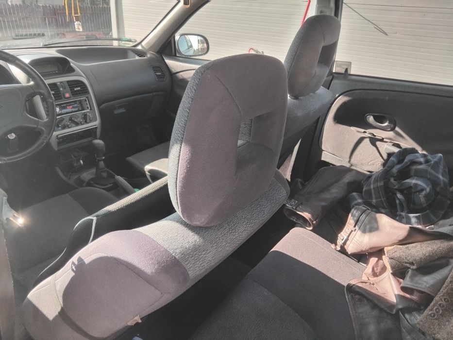 Mitsubishi Charisma 1,6 GPL trecut în carte și talon