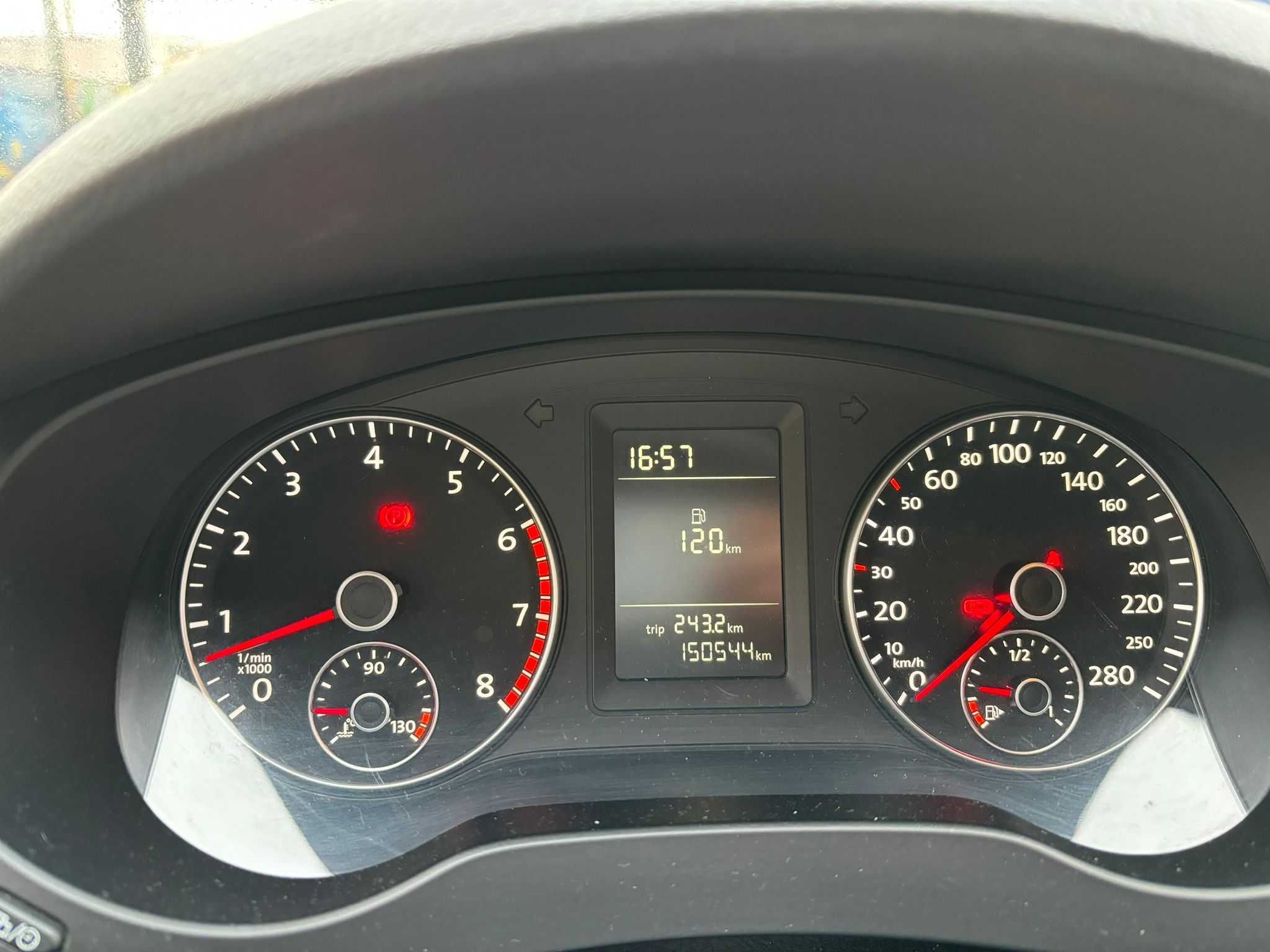 Volkswagen Jetta - Model 2012, Benzina, 150.000km , Pers.fizica