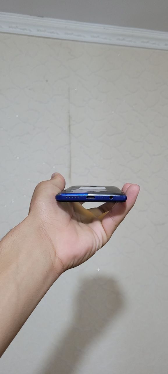 Redmi 8 sotiladi