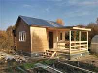 Cabane din.  lemn