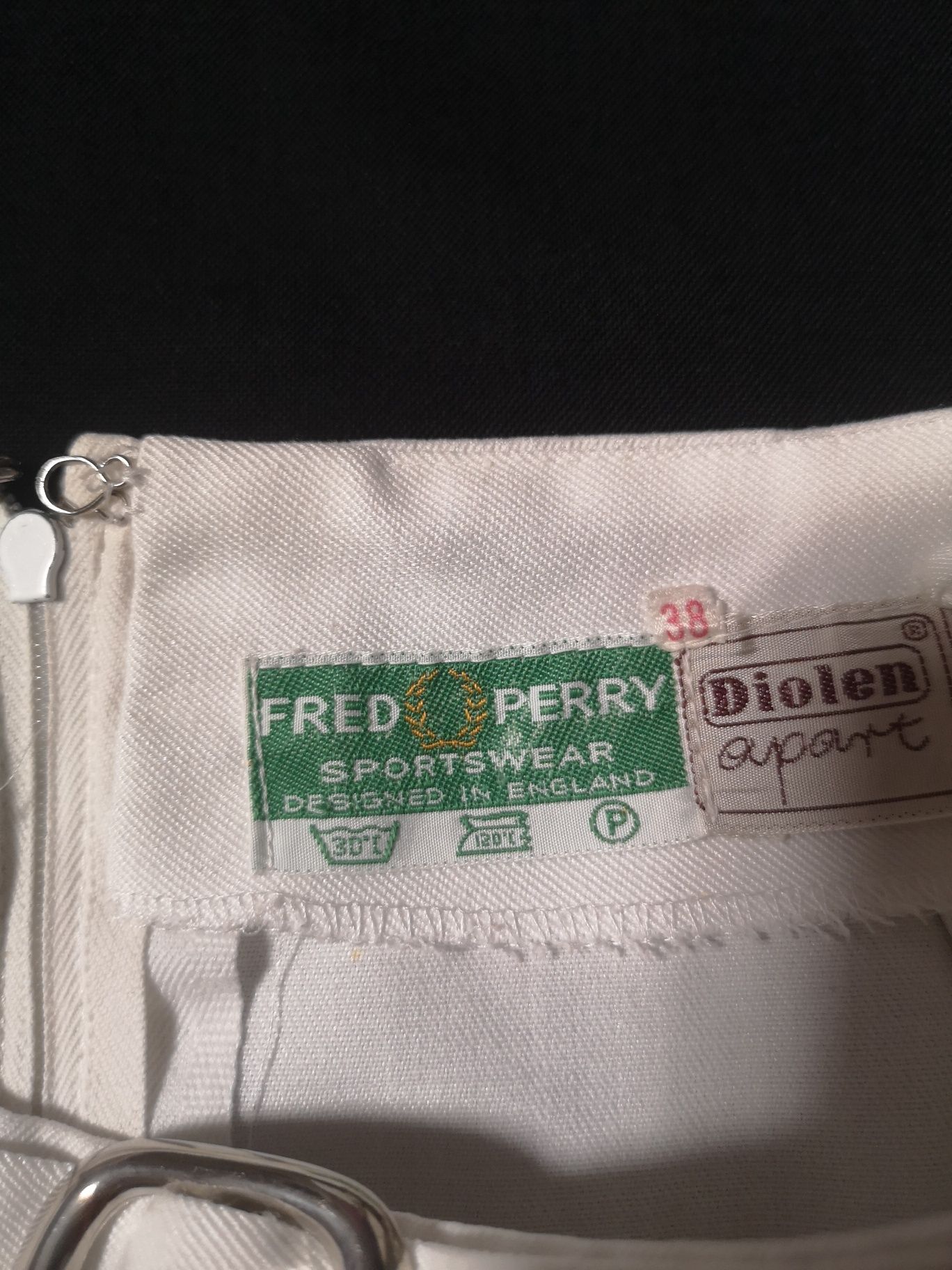 Спортна пола Fred Perry