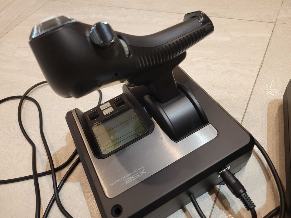 Контролер Logitech X52 Professional H.O.T.A.S. 220лв. (крайна цена)