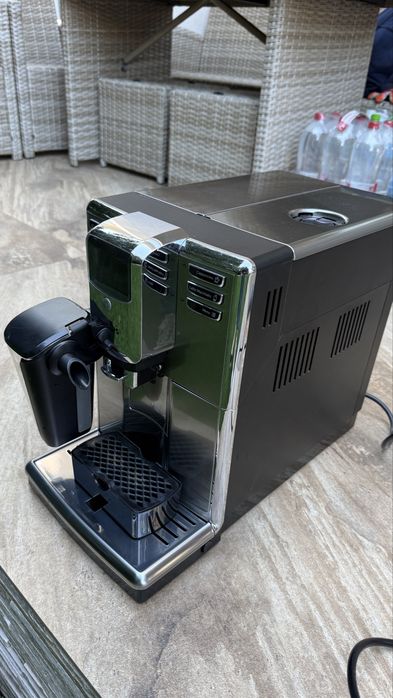 Espresor Philips LatteGo