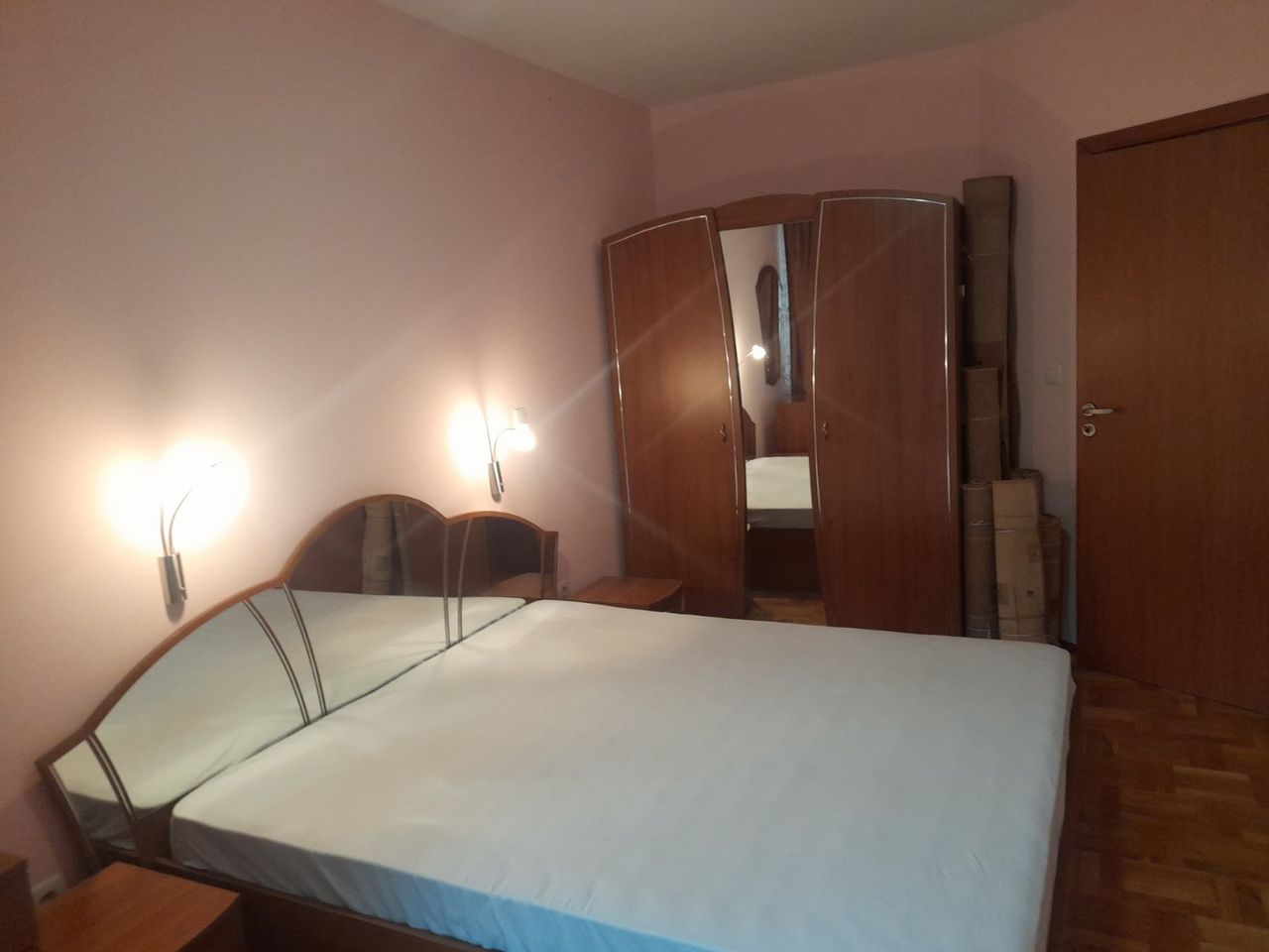 Дава се под наем Двустаен апартамент в София, Център - 60 кв.м за 510 € - Снимка #5
